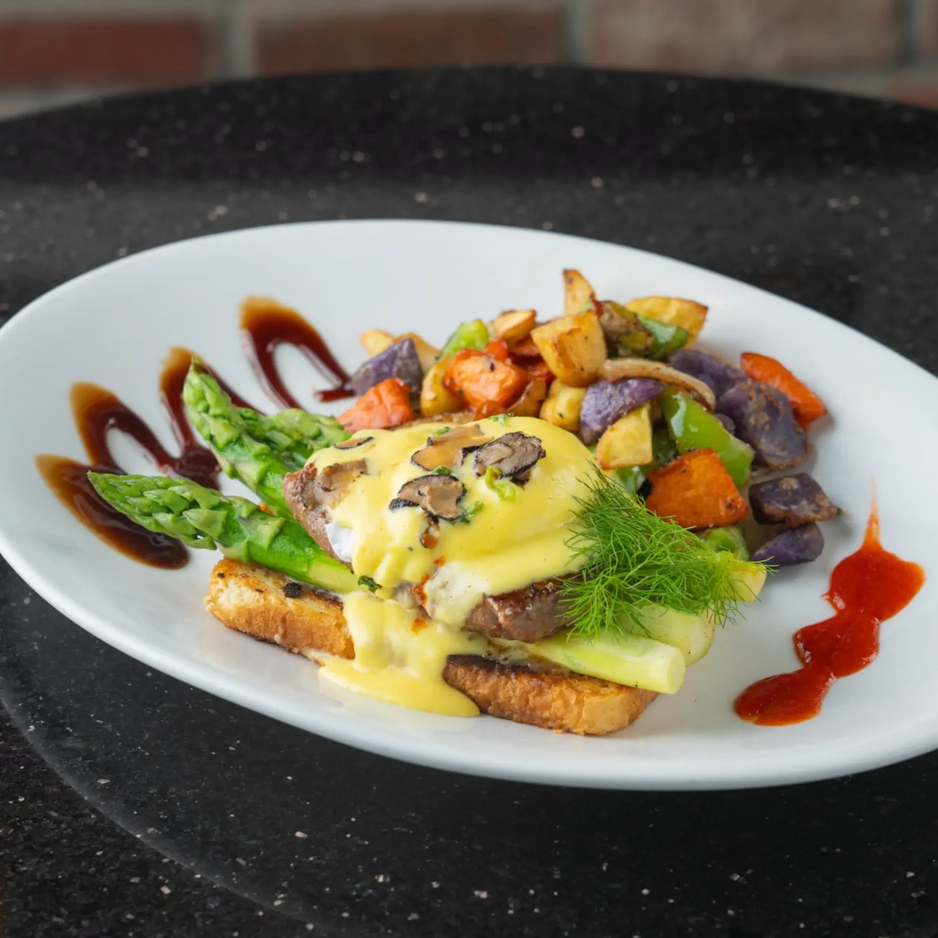 Steak Benedict creekside, Steak Benedict sedona